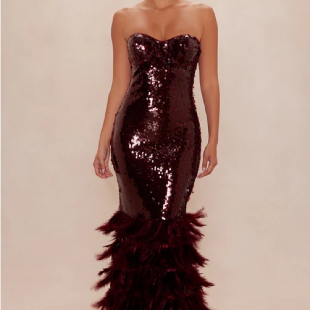 Glamorous Strapless Sequin Dress with Feathered Hem